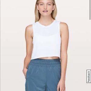 Muscle love crop tank light